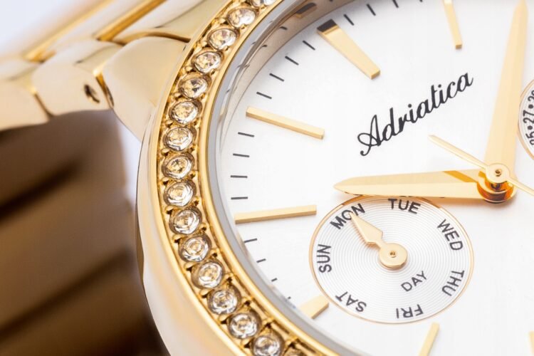 zegarek z cyrkonią marki adriatica