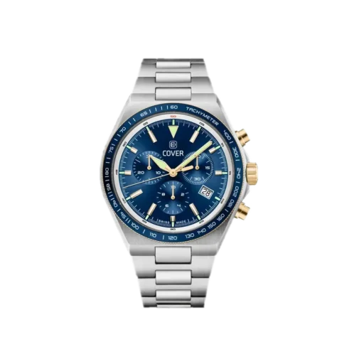 Męski zegarek COVER Iconosteel Chrono o średnicy 41 mm z niebieską tarczą i chronografem. Złote akcenty na wskazówkach oraz przyciskach dodają elegancji. Zegarek wyposażony w datownik, tachymetr, oraz bransoletę ze stali nierdzewnej. Idealny dla osób ceniących styl oraz funkcjonalność w zegarkach sportowych.