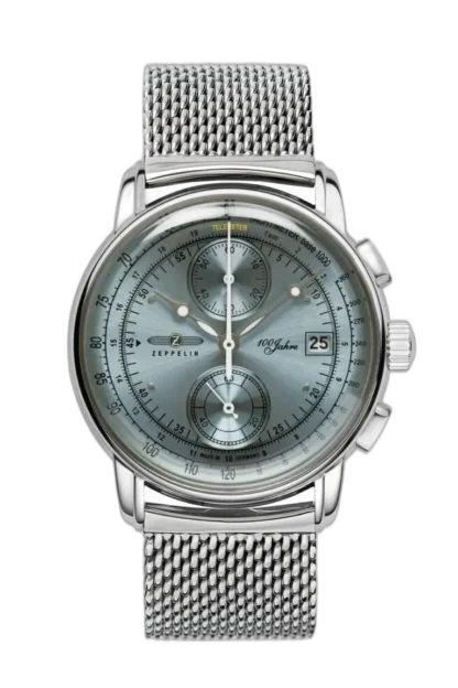 Zegarek męski Zeppelin 100 Jahre 8670M-4 z błękitną tarczą, funkcją chronografu, tachometrem i datownikiem, na eleganckiej stalowej bransolecie mesh, wyprodukowany w Niemczech z okazji 100-lecia marki.