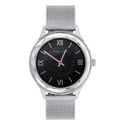Stylowy smartwatch Garett Lady Ann RT w srebrnej obudowie z delikatnym stalowym paskiem typu mesh. Elegancka tarcza ozdobiona rzymskimi cyframi i subtelnymi różowymi akcentami. Doskonałe połączenie klasycznego designu z nowoczesną technologią, idealne dla kobiet ceniących szyk i funkcjonalność.
