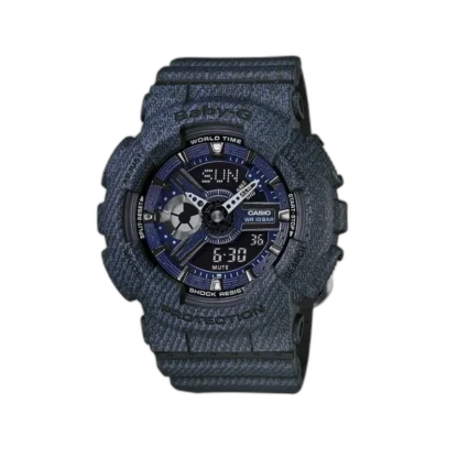 Sportowy zegarek damski Casio Baby-G BA-110DC-2A1ER z motywem jeansu, odporną na wstrząsy kopertą i wodoodpornością do 10 ATM. Model łączy nowoczesny wygląd z funkcjonalnością, oferując strefy czasowe, alarm i stoper, idealny dla aktywnych kobiet.