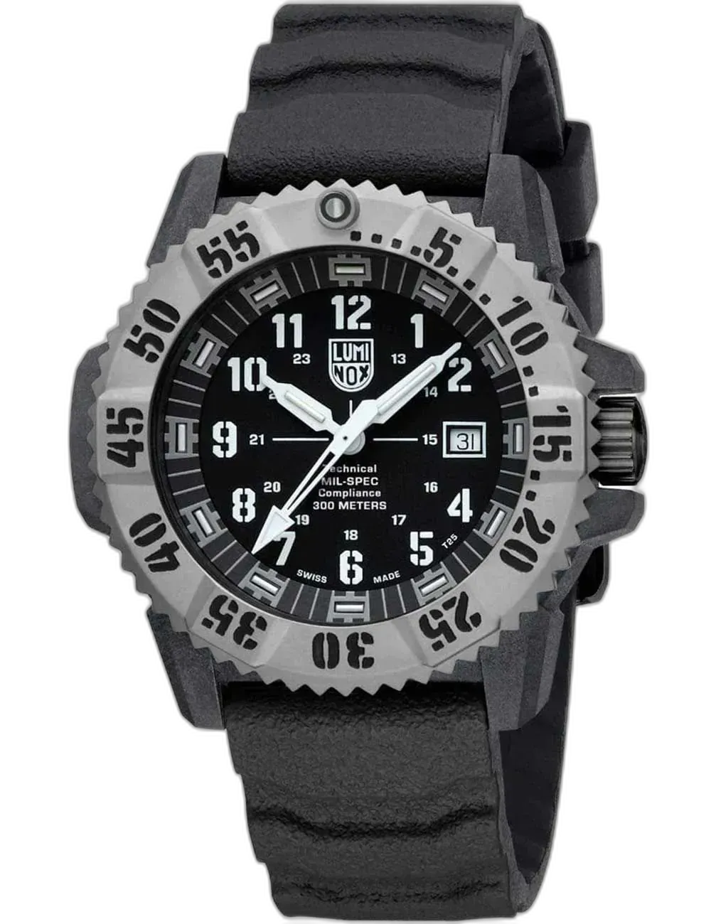 Zegarek Luminox XL.3351.1.SET MIL-SPEC to profesjonalny model wojskowy zaprojektowany z myślą o ekstremalnych warunkach. Wyposażony w wytrzymałą kopertę o średnicy 46 mm oraz wodoodporność na poziomie 300 metrów, spełnia rygorystyczne normy MIL-SPEC. Kontrastowa tarcza z białymi indeksami i oznaczeniami 24-godzinnymi gwarantuje doskonałą czytelność, a mechanizm kwarcowy zapewnia precyzję. Czarna gumowa bransoleta i stalowo-szara luneta dodają całości surowego, militarnego charakteru. To zegarek dla osób wymagających niezawodności i bezkompromisowej funkcjonalności.
