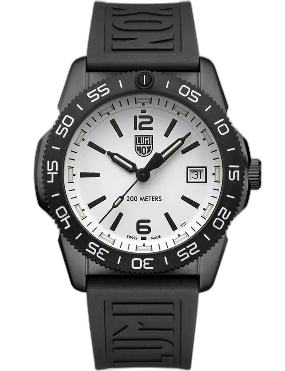 Zegarek Luminox XS.3127M Pacific Diver to wszechstronny model unisex o średnicy 39 mm, idealny do codziennego użytku i aktywnego stylu życia. Kontrastowa, biała tarcza z czarnymi indeksami i wskazówkami zapewnia wyjątkową czytelność w każdych warunkach. Czarna koperta ze stali nierdzewnej oraz czarny gumowy pasek z wytłaczanym logo Luminox podkreślają sportowy, a zarazem nowoczesny charakter zegarka. Wodoszczelność do 200 metrów sprawia, że sprawdzi się zarówno na co dzień, jak i podczas pływania czy nurkowania. To funkcjonalny, a jednocześnie stylowy wybór dla osób ceniących trwałość i precyzję.