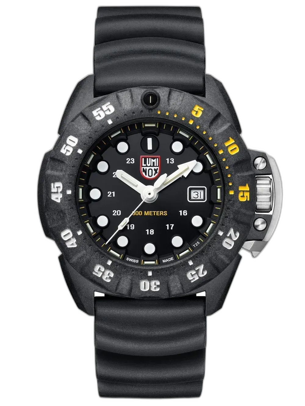 Zegarek Luminox XS.1555 Scott Cassell Deep Dive to zaawansowany model dla profesjonalistów, którzy cenią maksymalną funkcjonalność i niezawodność. Wyposażony w kopertę z Carbonoxu o średnicy 45 mm i wodoszczelność na poziomie 300 metrów, jest gotowy na najtrudniejsze wyzwania pod wodą. Czarna tarcza z kontrastowymi indeksami i żółtymi akcentami na bezel'u zwiększa czytelność i nadaje zegarkowi dynamicznego charakteru. Dzięki technologii LLT zapewnia nieprzerwaną widoczność przez 25 lat. Idealny wybór dla nurków, ratowników i entuzjastów survivalu.