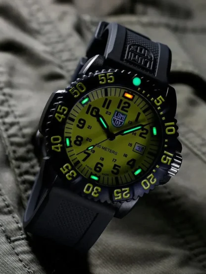 Luminox X2.2055 Sea Lion Mens Watch 44mm 10ATM - obrazek 5