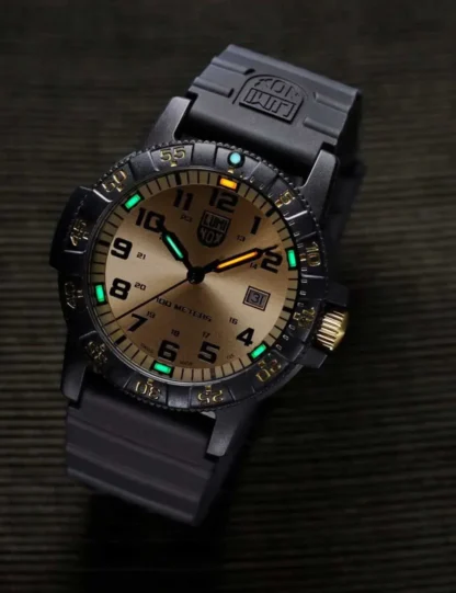 Luminox XS.0325.GP Mens Watch Leatherback Sea Turtle Giant 44mm 100M - obrazek 5