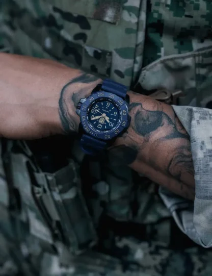 Luminox XS.3255.CB.NSF Mens Watch Navy Seal Back to the Blue 45mm 20ATM - obrazek 7